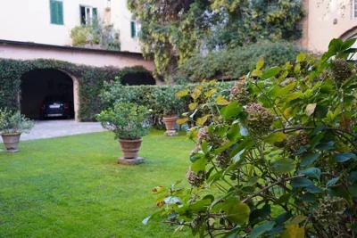 Loft moderno ubicato nel centro storico di Lucca – Foto 7